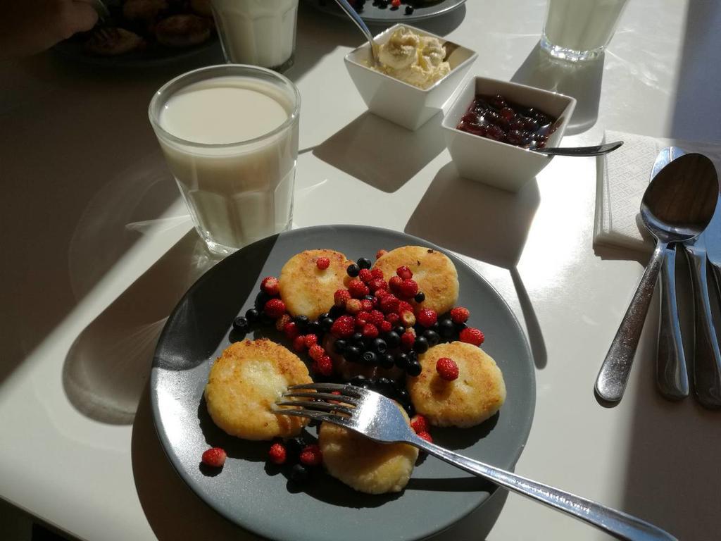 Kam In Hotel Krivopol'ye Buitenkant foto